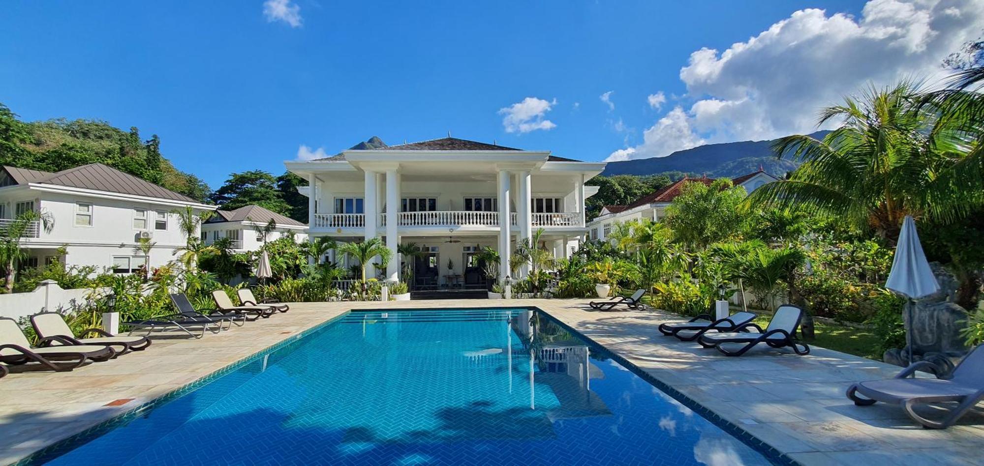 Brisas - Chateau Elysium * Beau Vallon (Mahe)