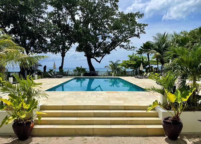 Las Brisas Villa